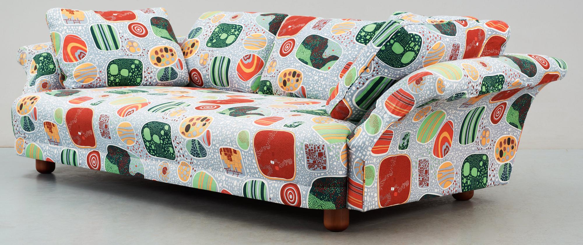 A Josef Frank sofa, 'Liljevalchs', Svenskt Tenn.