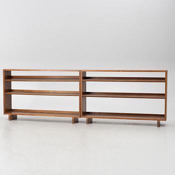 Josef Frank, a pair of model B 1142 bookcases, Firma Svenskt Tenn, before 1985.