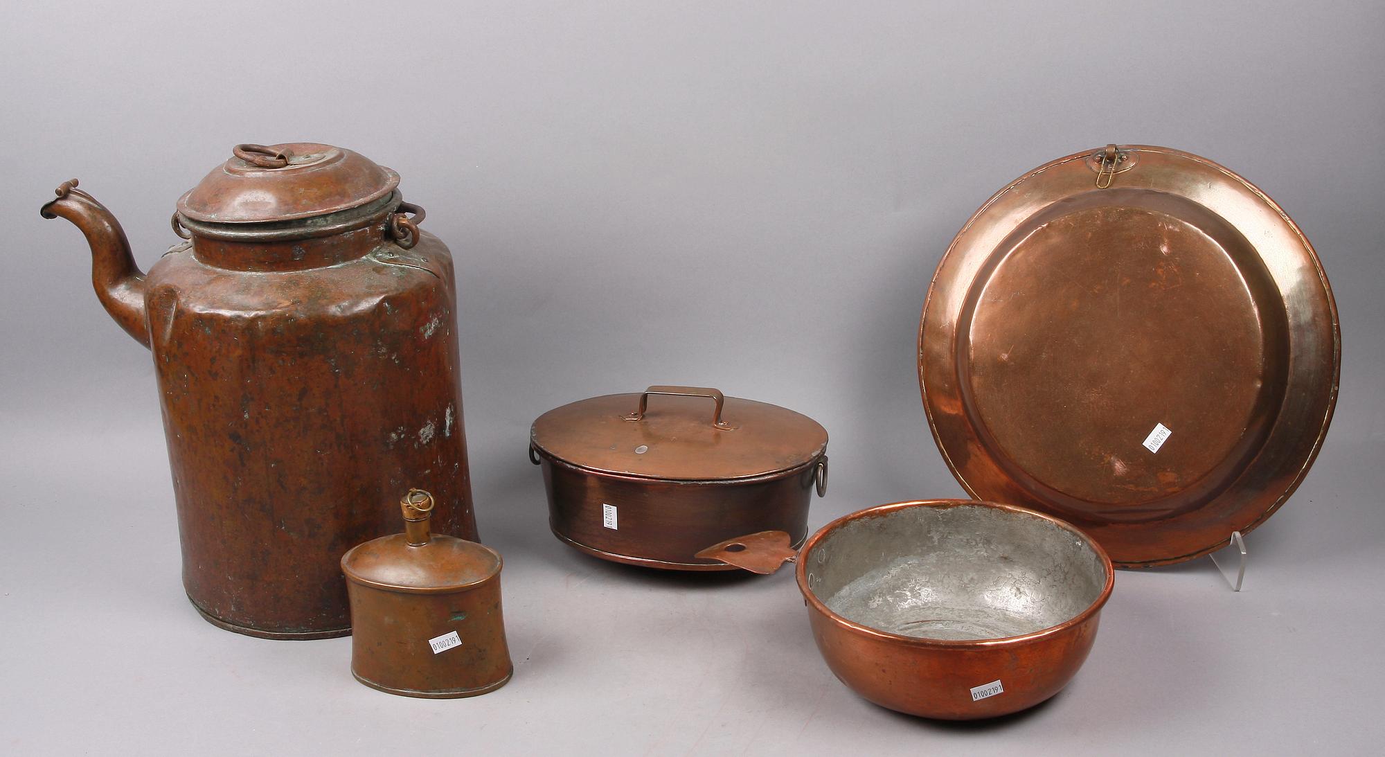 PARTI KOPPARFÖREMÅL, 5 st, 1800-tal.