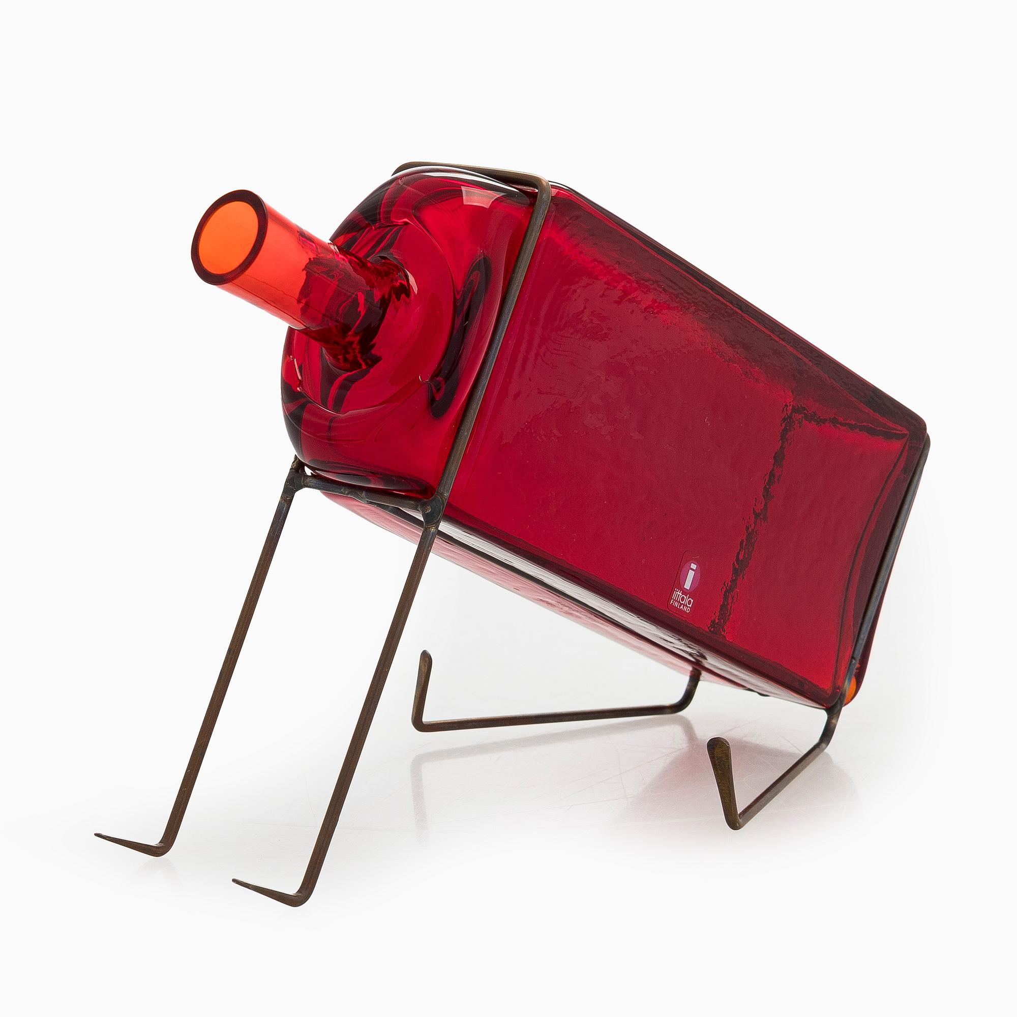 Markku Salo, glasskulptur, "Blushes Easily", signerad M. Salo Nuutajärvi.