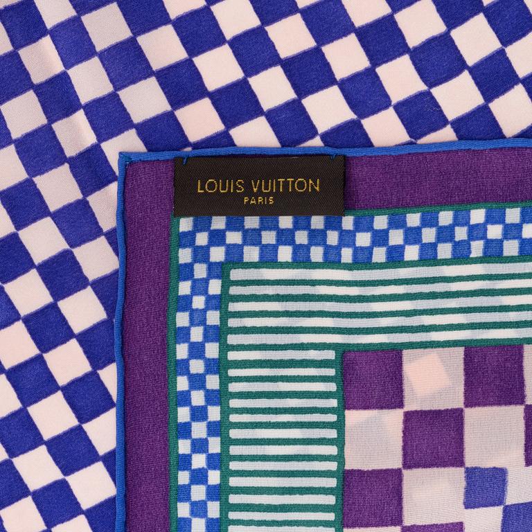 Louis Vuitton, scarf.