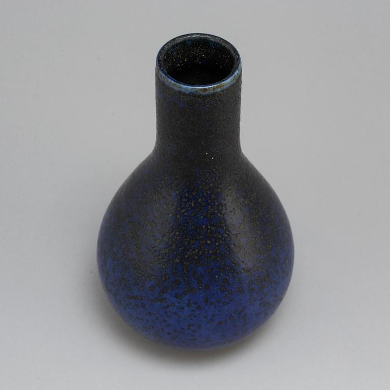 CARL-HARRY STÅLHANE, a unique stoneware vase, Rörstrand 1966.