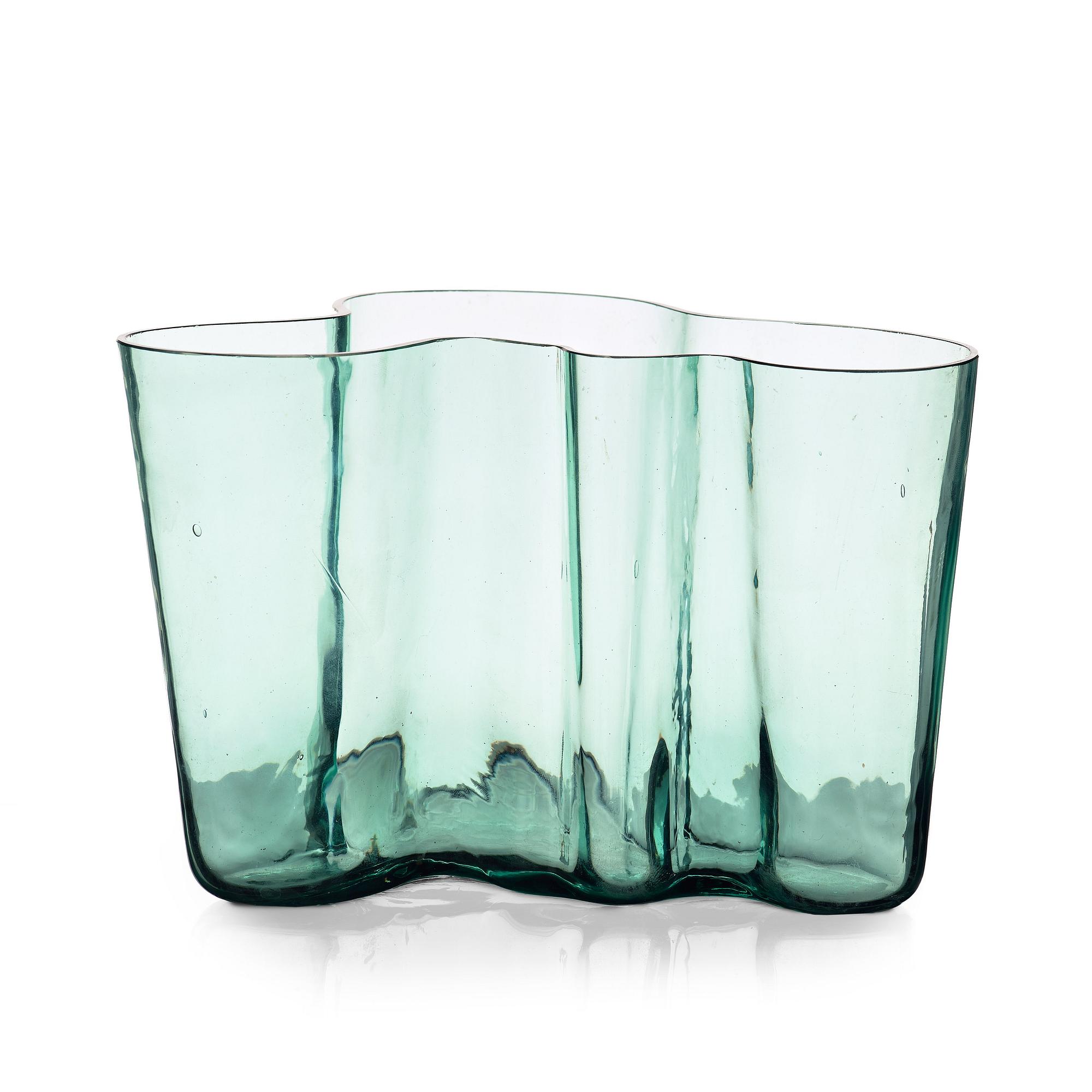 Alvar Aalto, a green tinted glass vase, Karhula, Finland ca 1937-49, model 9750.