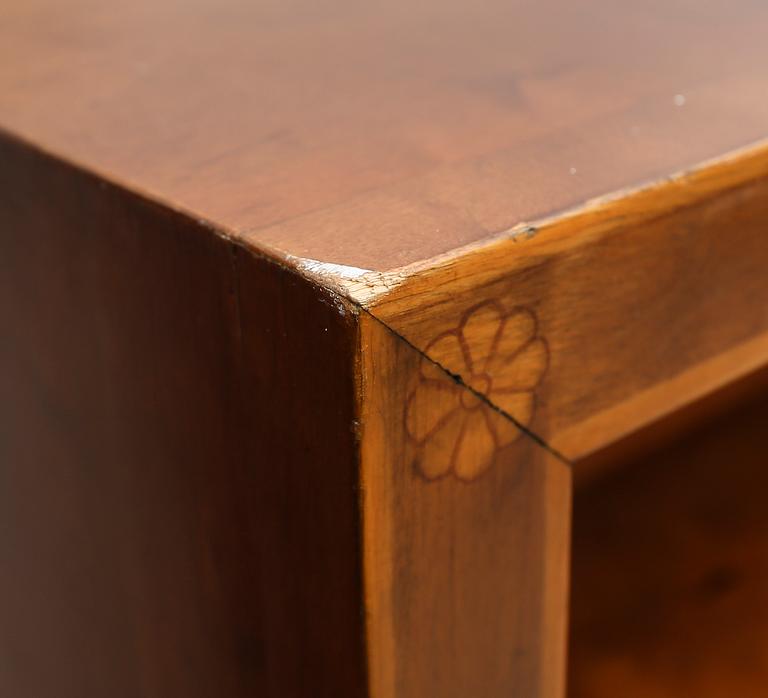 BOKHYLLA, 1900-talets första hälft.