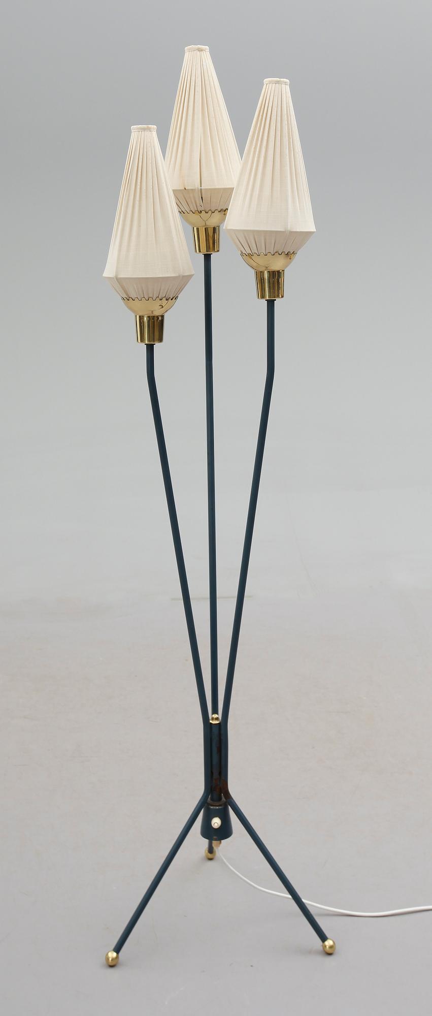 GOLVLAMPA, 1900-talets mitt.