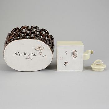 GALLERSKÅL samt TEKANNA, stengods. Signe Persson Melin, Höganäs Studio, signerade, skålen daterad -90.