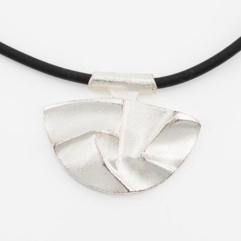 Lapponia collier sterlingsilver och svart band.