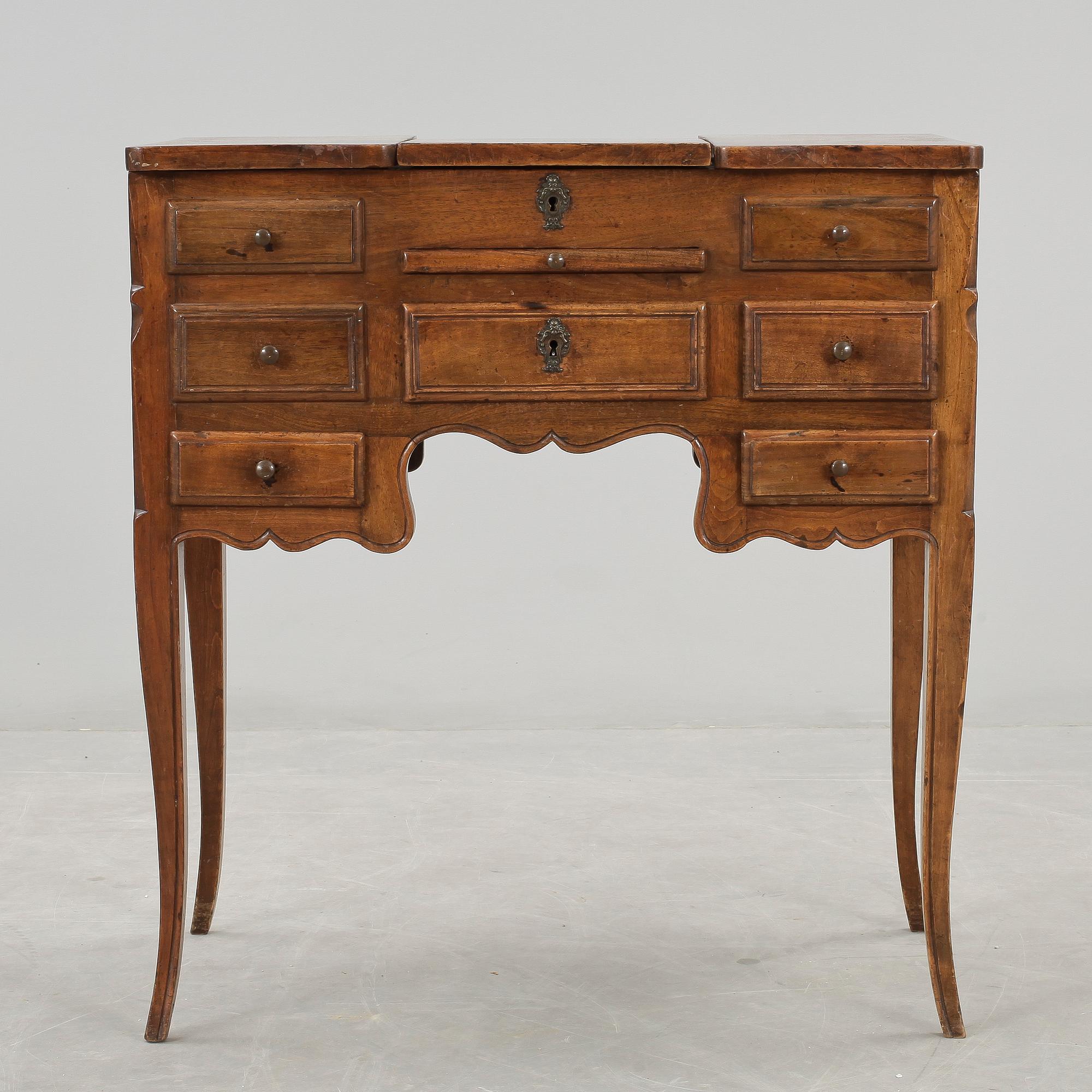 POUDREUSE, nyrokoko, 1800-talets mitt.