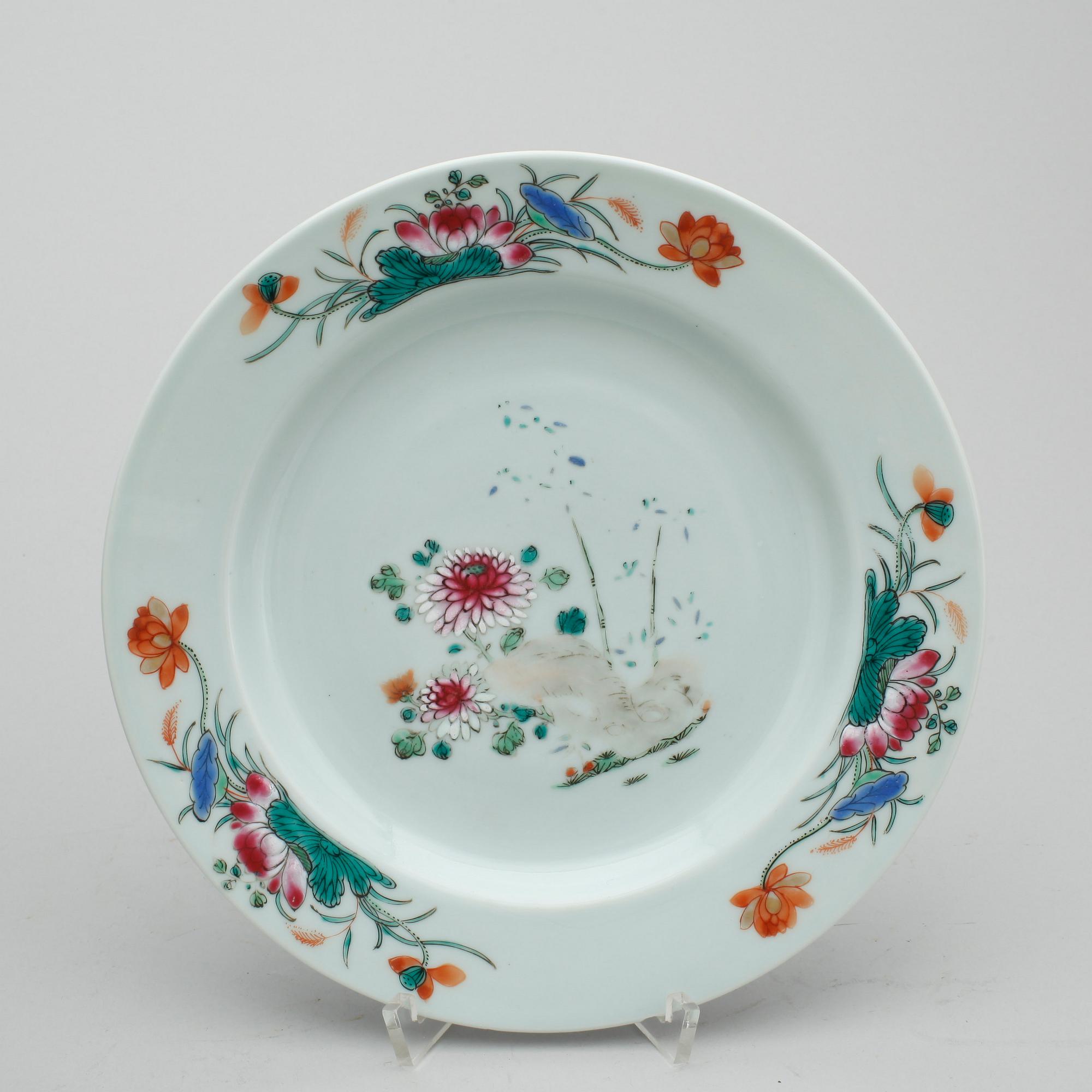 TALLRIKAR, 16 st, porslin Kina, 1700-tal.