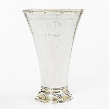 A Swedish 18th century parcel-gilt silver beaker, mark of Eric Ramstedt, Härnösand 1795.