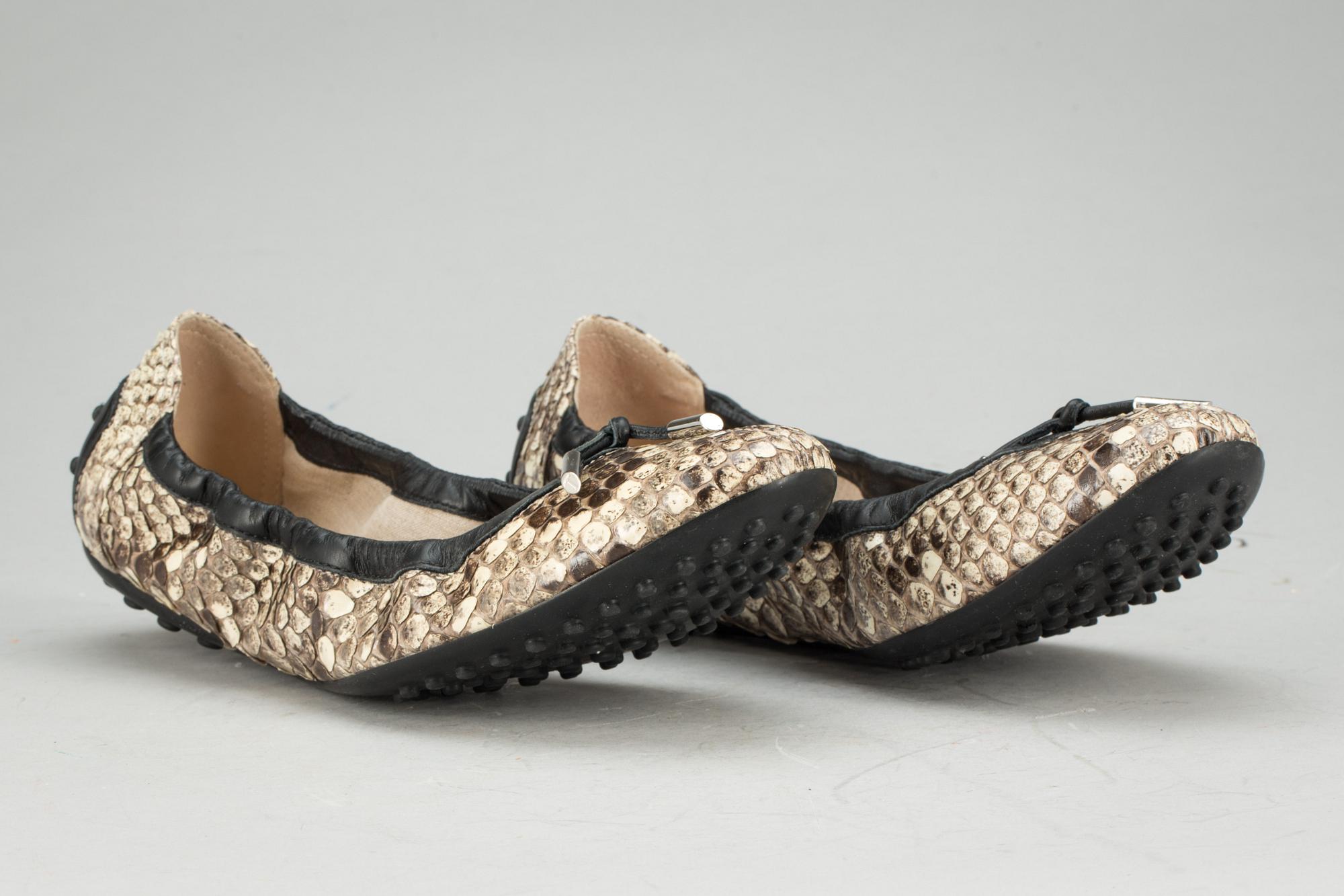 SKOR, Tod's.