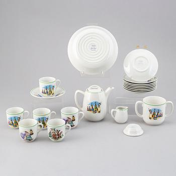 Rörstrand & Walt Disney, an 11 pcs "Peter Pan" creamware service.