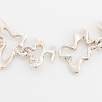 Henning Koppel/Georg Jensen, necklace and bracelet, sterling silver, model 88B.