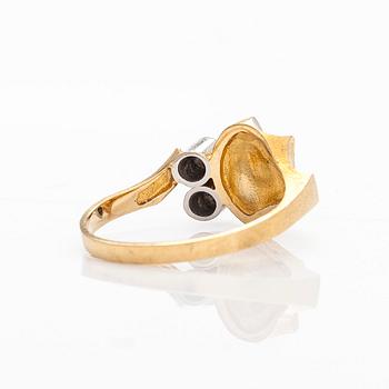 Björn Weckström, Ring, "Diamantlöv", 18K guld/platina, 8/8-slipade diamanter,  Lapponia 1979.