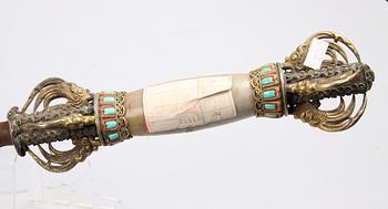 CERMONIFÖREMÅL, metall och mässing.