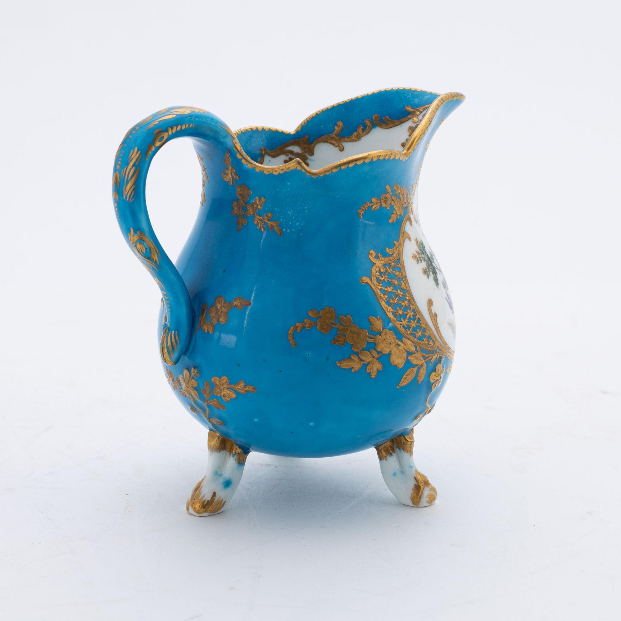 A Sèvres porcelain milk jug, porbably 1780's.