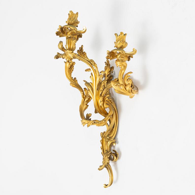 A Neo-Rococo Louis Philippe wall sconce, late 19th Century.