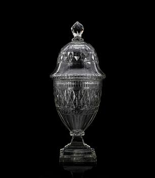 POKAL med LOCK, glas. Empire, England/Irland. 1800-talets första hälft.