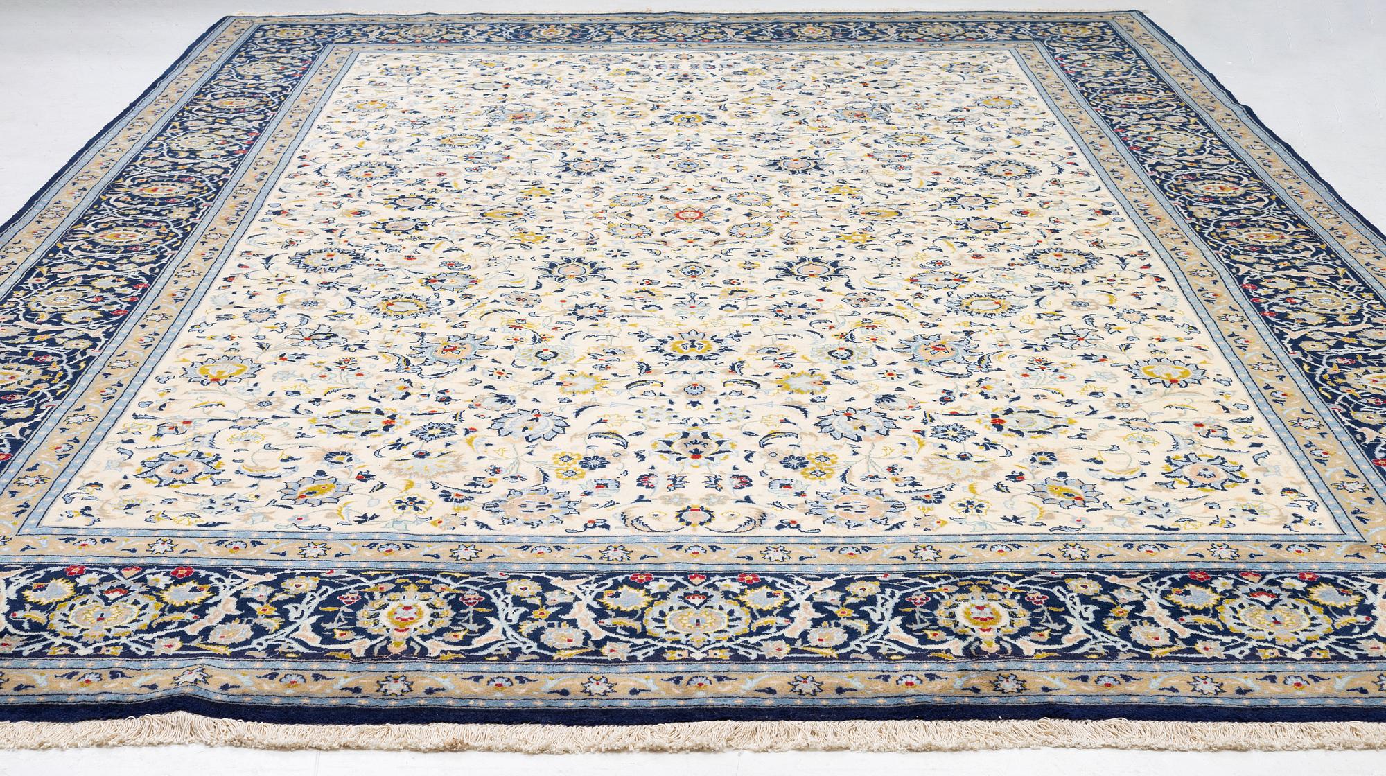 Matta, Keshan, ca 519 x 359 cm.