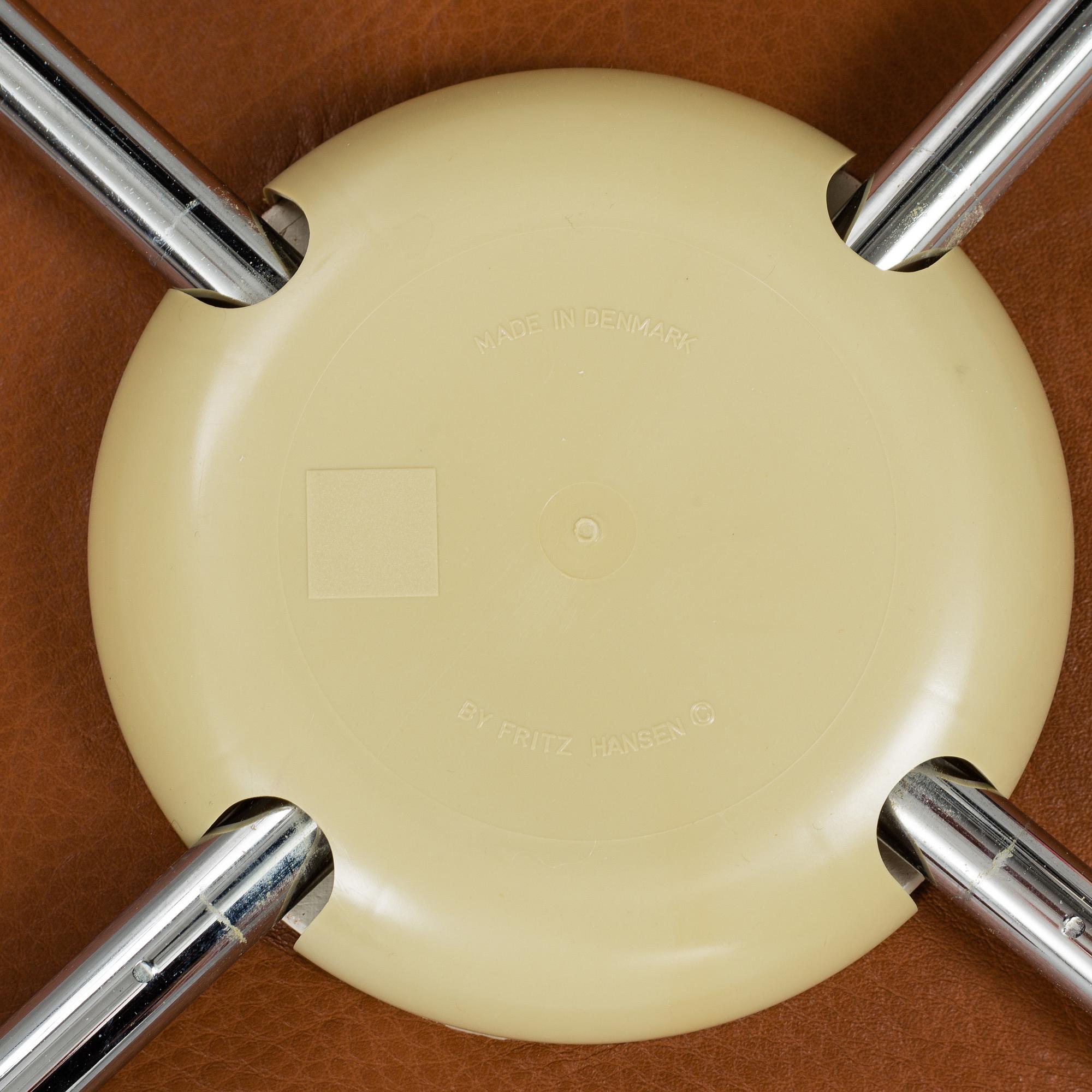 ARNE JACOBSEN, stolar, 6 st, "Sjuan", Fritz Hansen, Danmark.