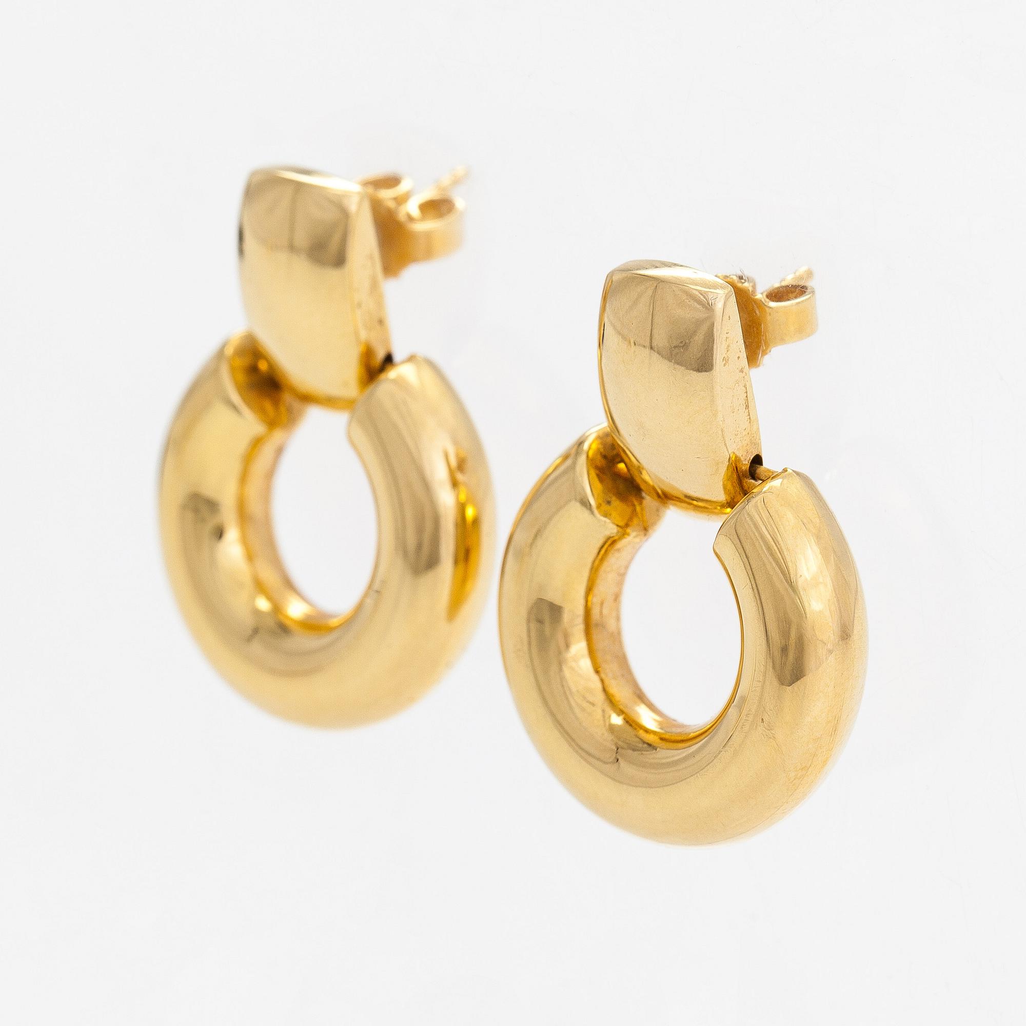 Örhängen, 18K guld. Finska importstämplar.