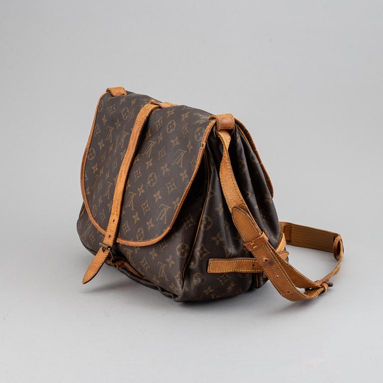 LOUIS VUITTON, a 'Saumur 35' bag.