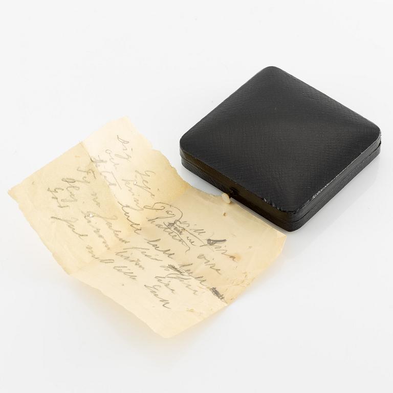 Necklace, silver with drop-cut amethyst and rose-cut diamonds.