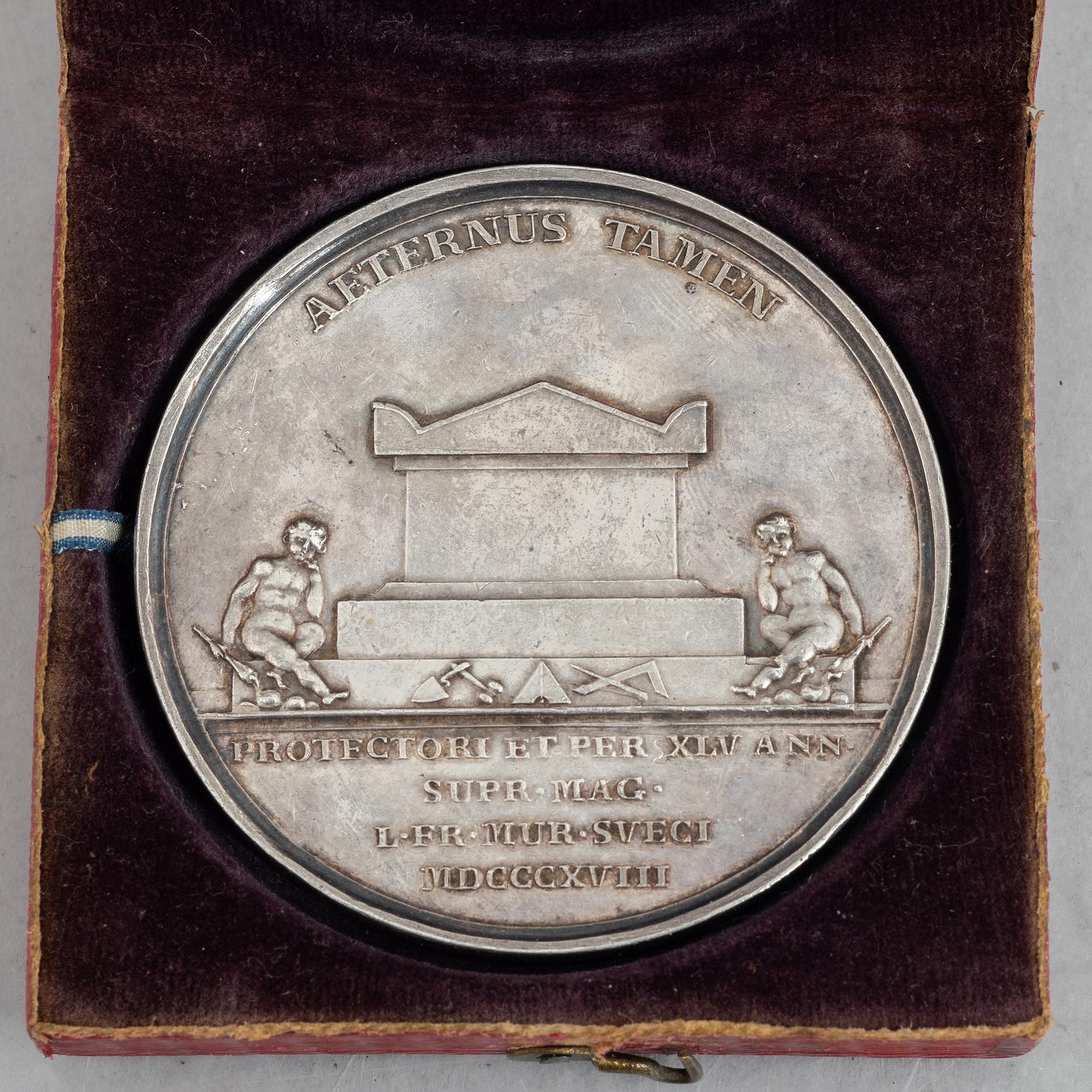 Carl XIII, medalj, Mauritz Frumerie, i etui.