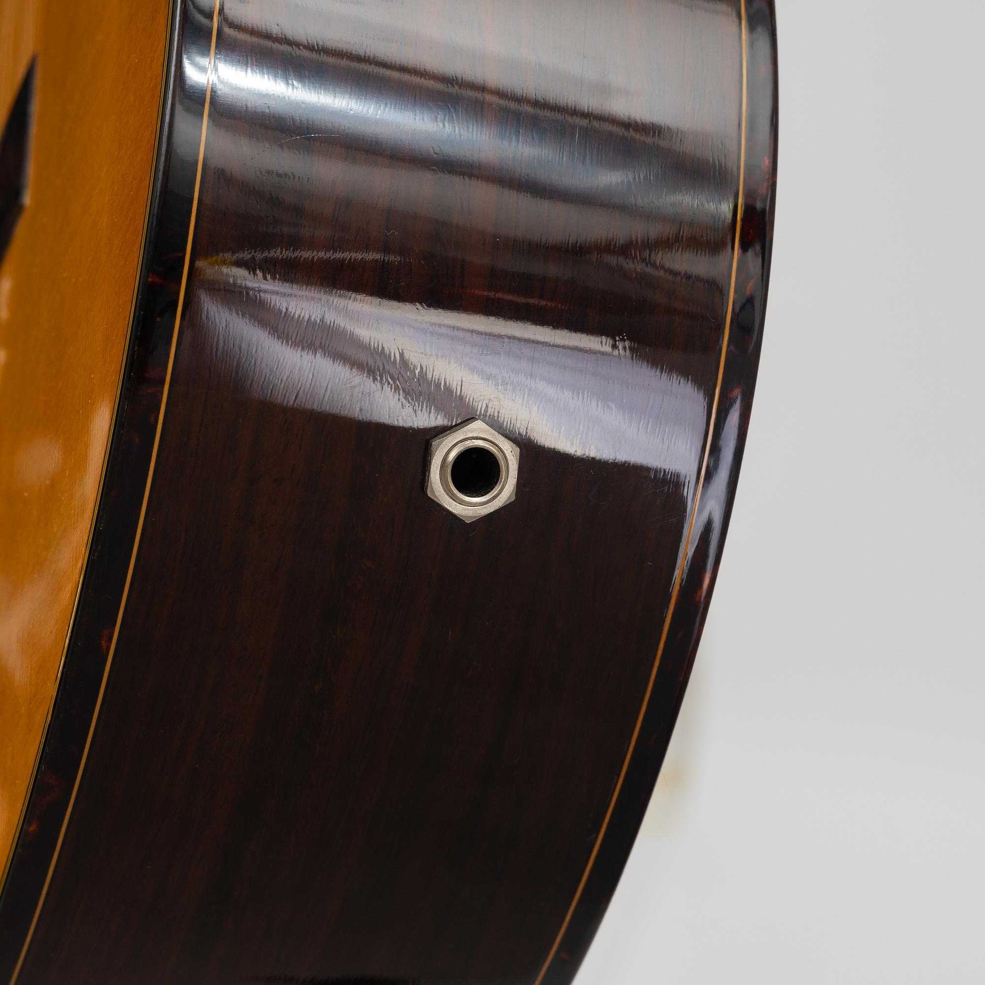 Kazuo Yairi, Alvarez, 3/4 akustisk gitarr, "CY127CE", Japan, 1996.