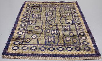 MATTA, rya, ca 225 x 138 cm, signerad GH.WESTMAN,  tillskriven Hans (Gustaf) Westman.