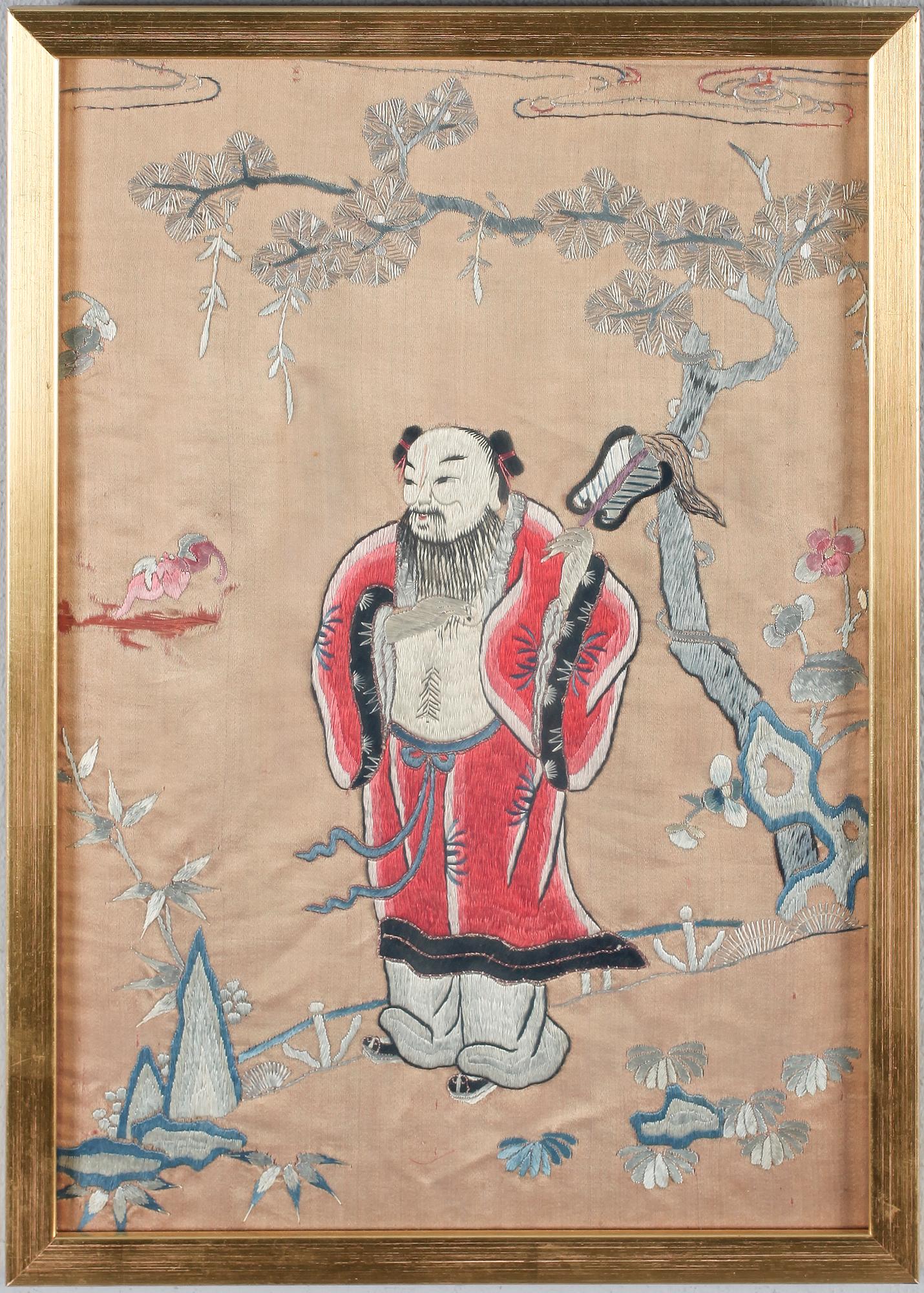 BRODERIER, 2 st, på siden, Kina, 1900-talets första hälft.