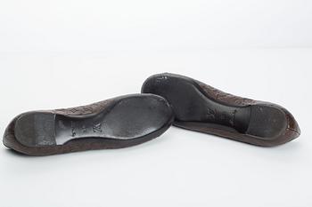 SKOR, "Debbie", Louis Vuitton.
