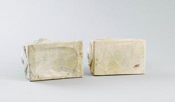 FIGURER, 1 par, grön sten, Kina, 1900-tal.