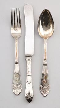 SILVERFÖREMÅL, 7 delar, 1800-/1900-tal. Total vikt ca 258 g.
