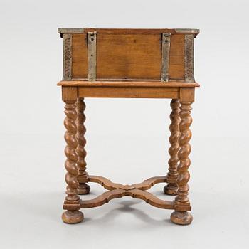 SCHATULL, barock, daterad 1756.