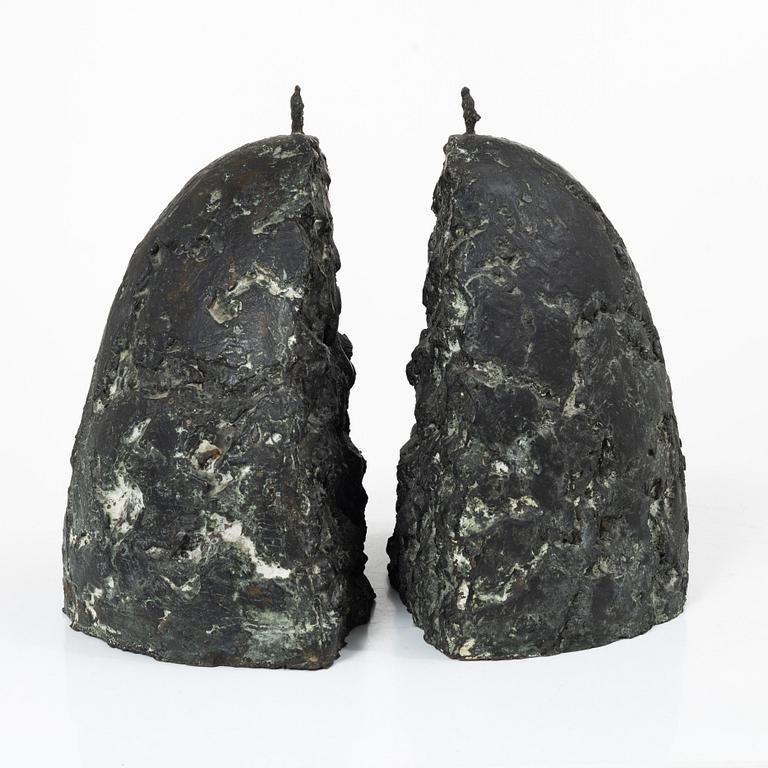 Teuvo Tuomivaara, "Cleft".