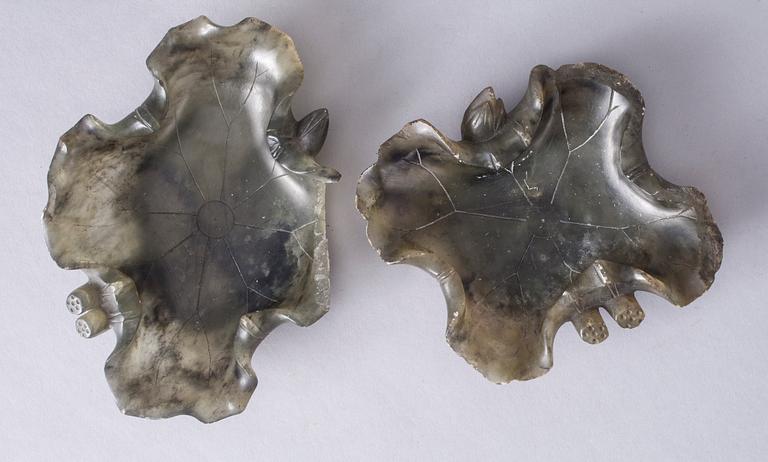 FAT, 2 st, soapstone, Kina 1900-talets senare hälft.