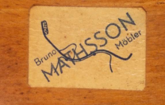 Bruno Mathsson, Vilfåtölj "Pernilla", Firma Karl Mathsson, 1944.