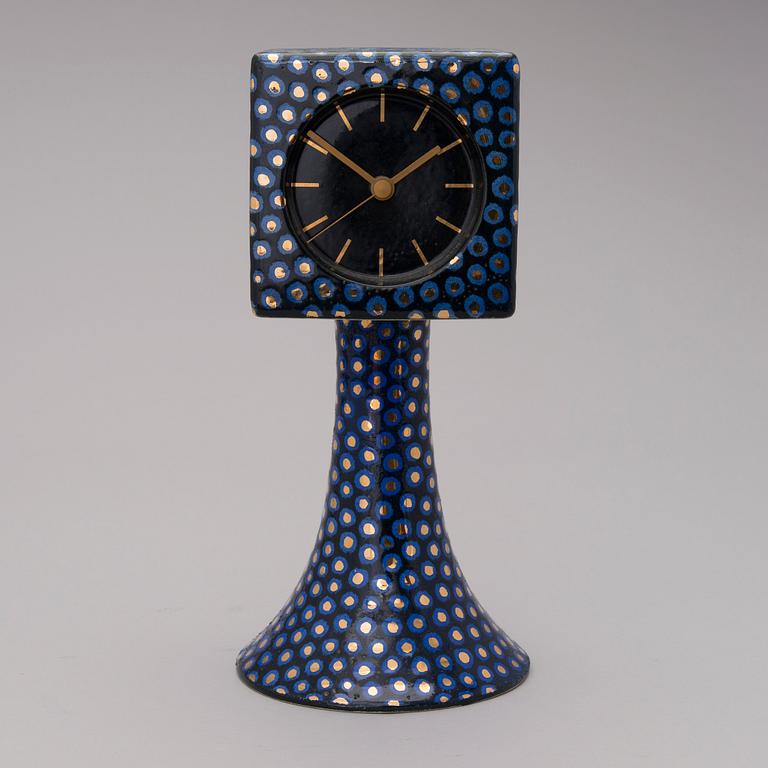 BIRGER KAIPIAINEN, bordsklocka, stengods, signerad Kaipiainen.