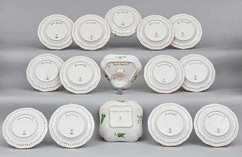 A part Royal Copenhagen 'Flora Danica' dessert service, Denmark, 20th Century. (15 pieces).