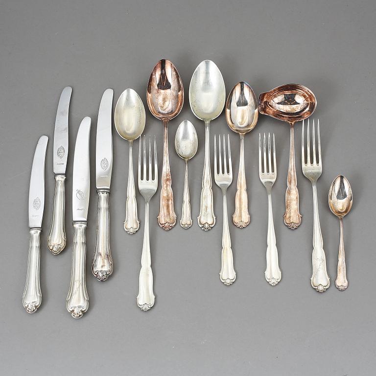 DELAR TILL BESTICKUPPSÄTTNING, 15 delar, silver. Modell Drottning Viktoria, C G Hallberg, Stockholm, 1900-talets mitt.