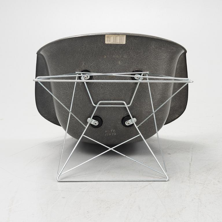 Charles & Ray Eames, stolar, ett par,  "LAR / Cat Cradle", Herman Miller, USA, 1950/60-tal.