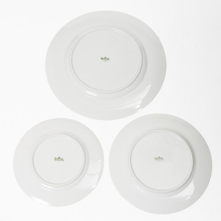 Tapio Wirkkala, A dinner service, 81 pieces, porcelain, “Variation”, Rosenthal Studio-line, designed in 1962.