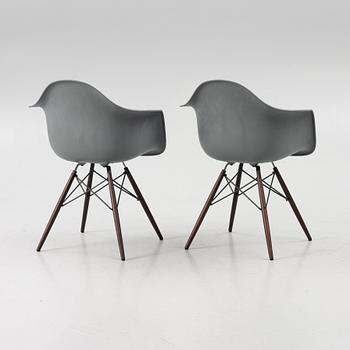Charles & Ray Eames, Karmstolar ett par "Plastic Armchair DAW", Vitra.