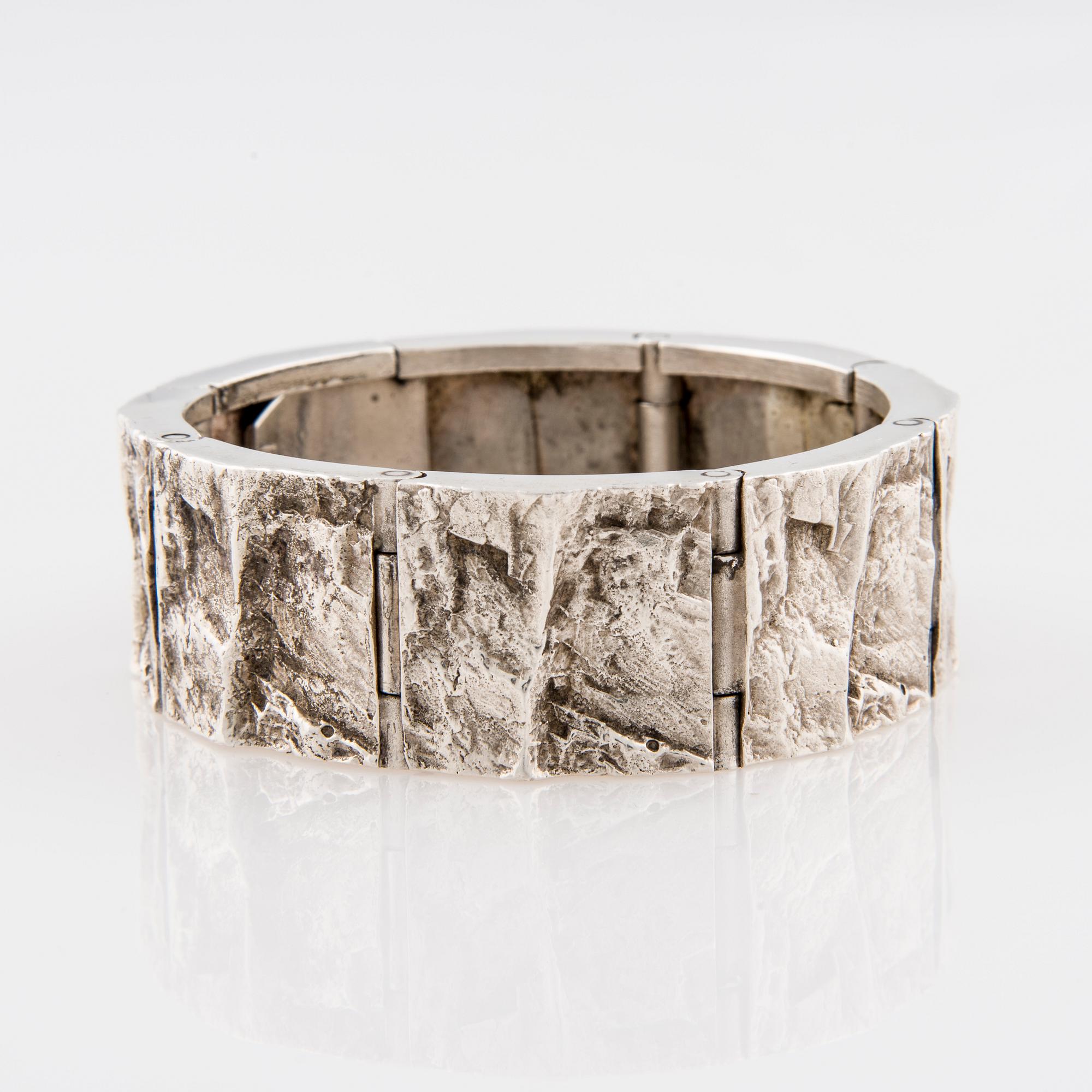 ARMBAND, Finlandia Koru 1977. Silver.