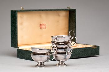PUNSCHMUGGAR, 6 st. Silver, svensk mästare 1955. Total vikt c:a 195 g.