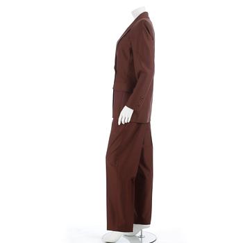 YVES SAINT LAURENT, dräkt bestående av kavaj och byxor, storlek 40.