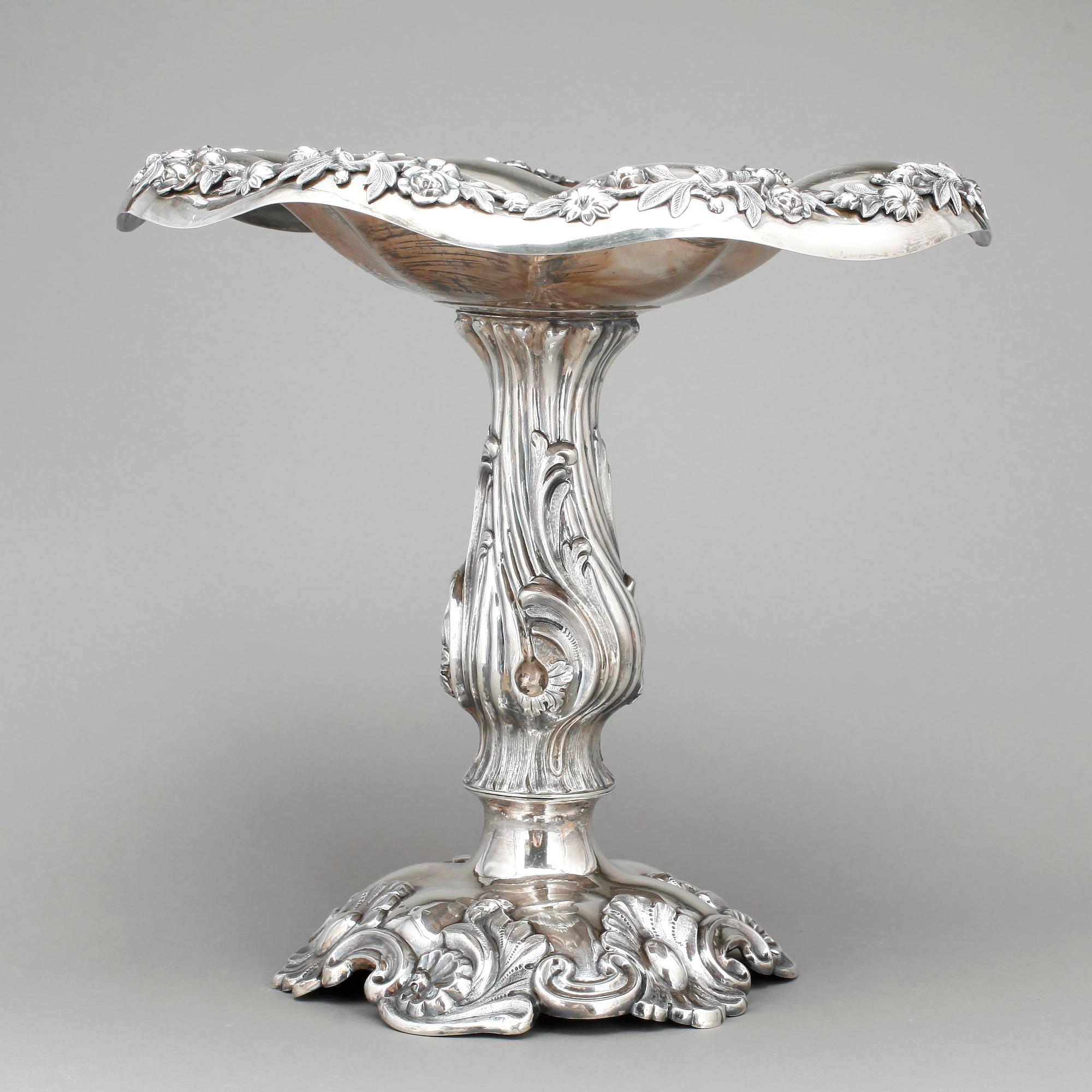 UPPSATSSKÅL, silver, Gustaf Möllenborg, Stockholm 1857. Vikt ca  895 gram.