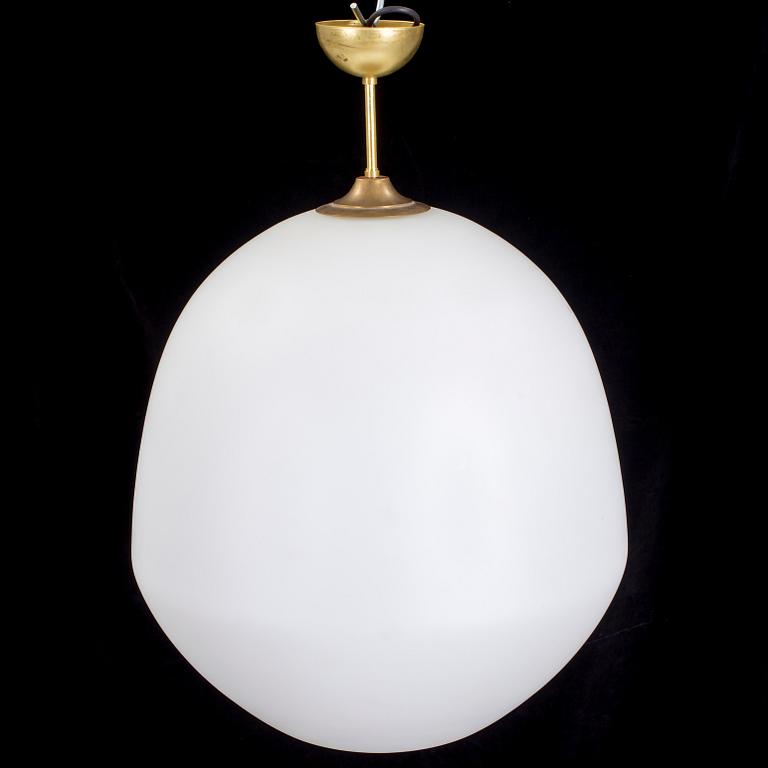 TAKLAMPA, 1900-talets mitt. Höjd 70 cm.