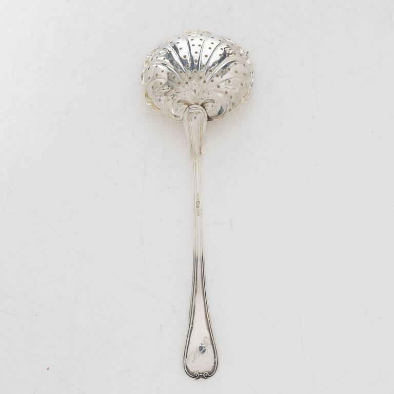 A Swedish silver sugarbowl, marks of Gustaf Folcker, Stockholm 1829.